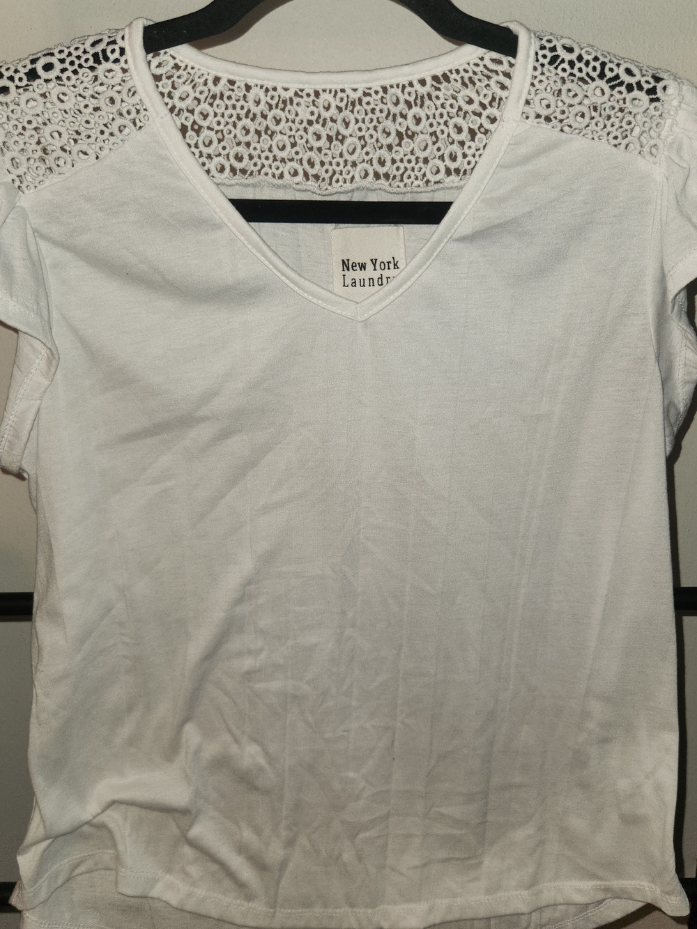 New York Laundry White V-Neck Lace Yoke Short Sleeve Tee